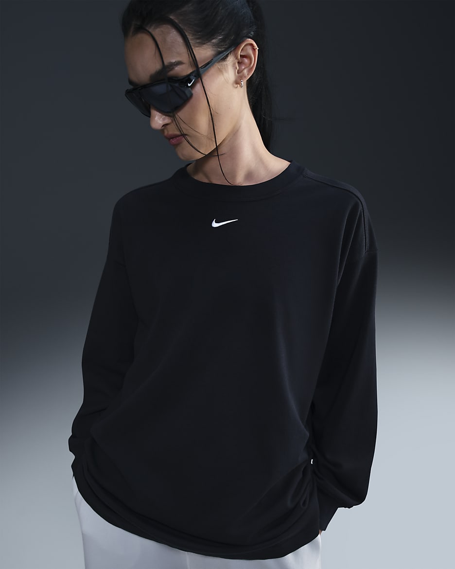 Nike sweatshirt long sale